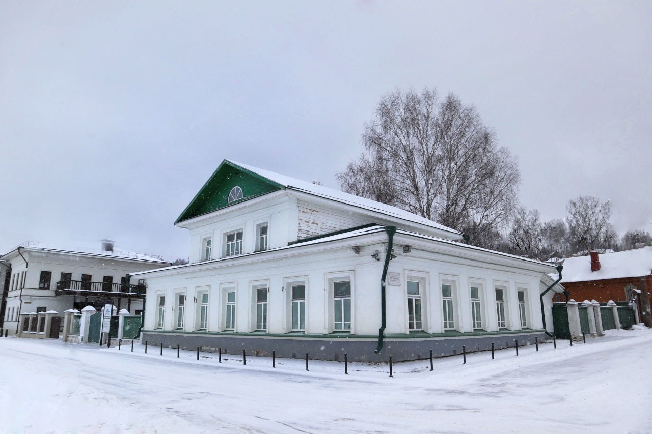 Дом музей левитана где находится. Дом музей Левитана. Музей Левитана в Плесе. Дом музей Исаака Левитана в Плесе. Плёс мемориальный дом музей.