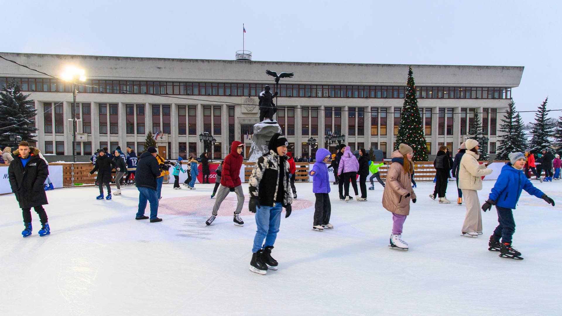 Каток на ленина смоленск