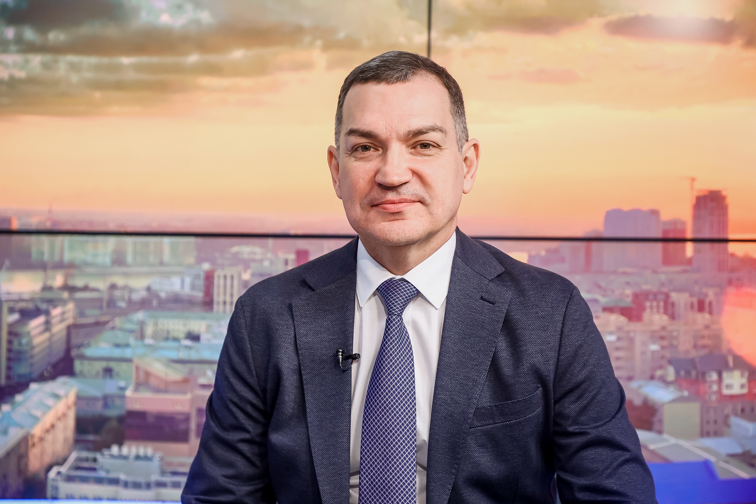 Мэр Кудрявцев поздравляет работников ЖКХ с профессиональным праздником
