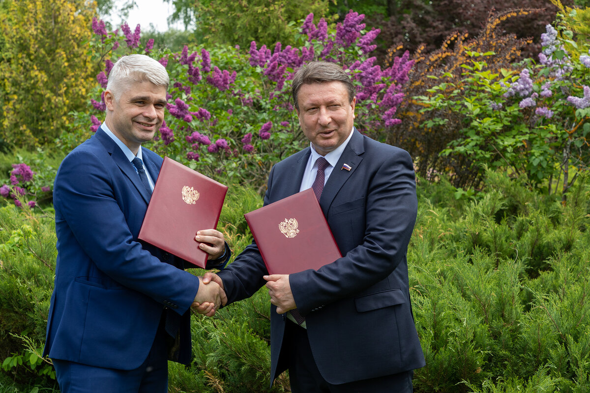 gorodskaya duma i nngu podpisali soglashenie o sotrudnichestve 1