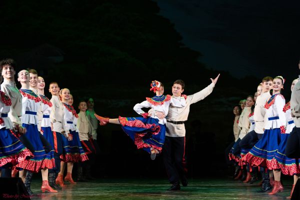 Казачата студии театра танца «Казаки России» представили новую постановку