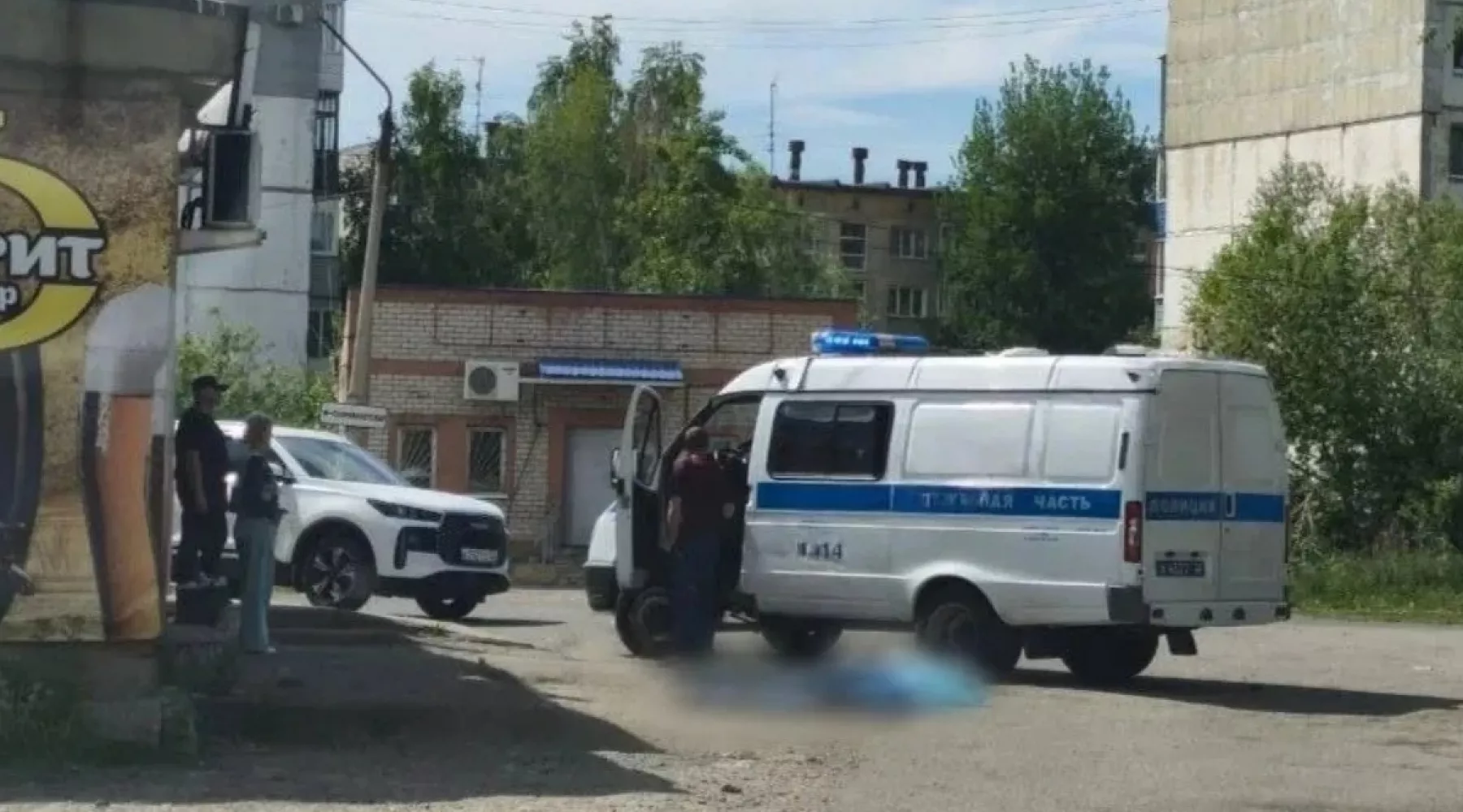Бийчане заметили труп возле остановки "Школа ВОС"