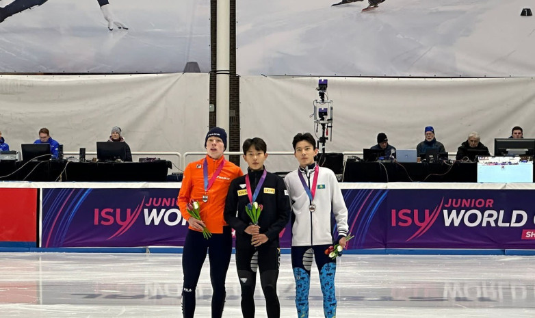 Казахстанец завоевал «бронзу» юниорского чемпионата Мира по шорт-треку