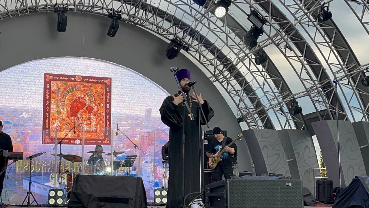 Александр Данилов