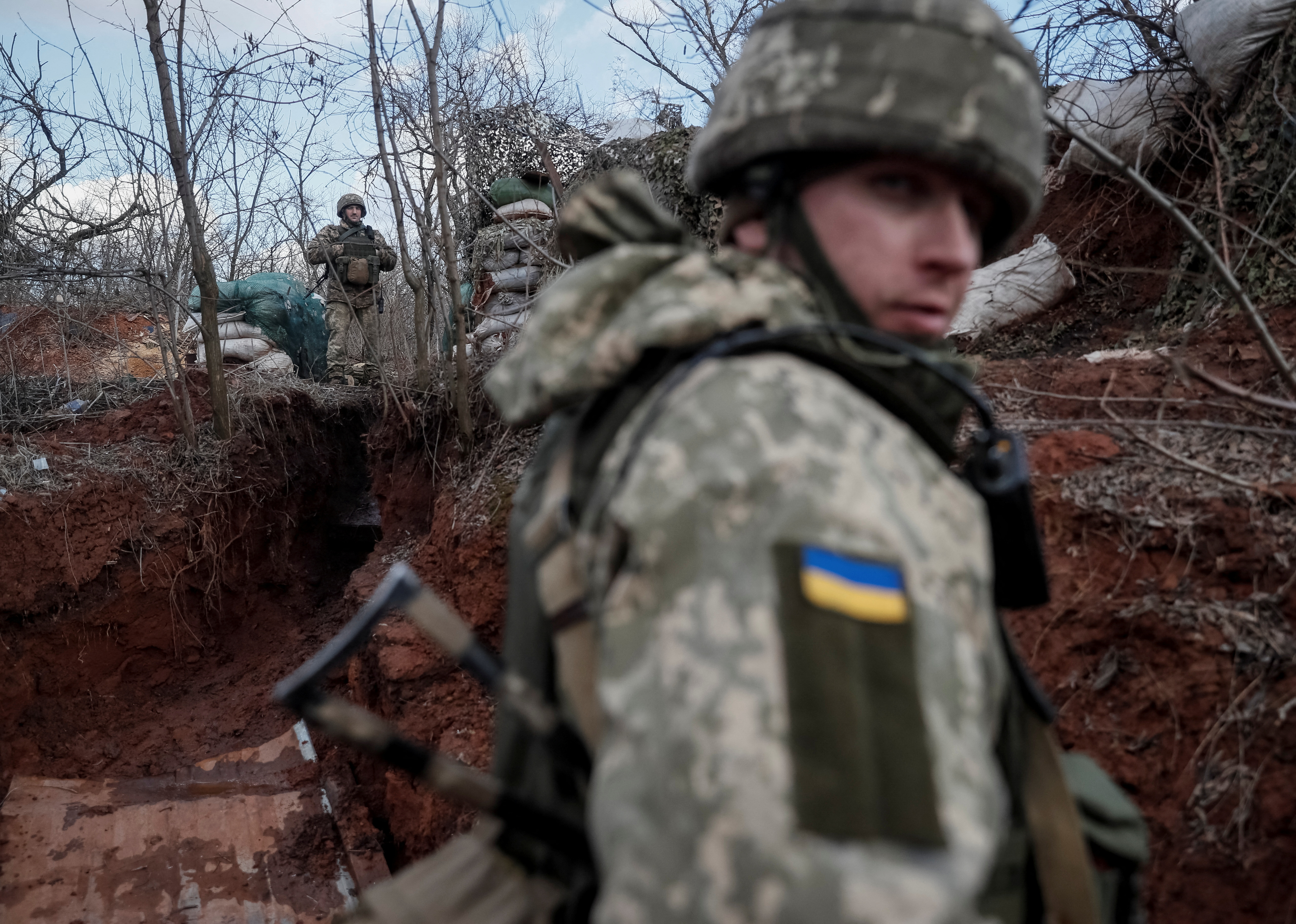 Обстрел националистов. Роман Сапоньков военный журналист. Пленные ВСУ на Донбассе 2022. Солдаты ВСУ на Украине 2022. Украинские силовики.