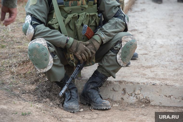 Военная подготовка к службе в зоне СВО. Центр Стрелец.Пермь, автомат калашникова, оружие, стрелки, спецназ, чвк, сво, армия россии, штурмовики