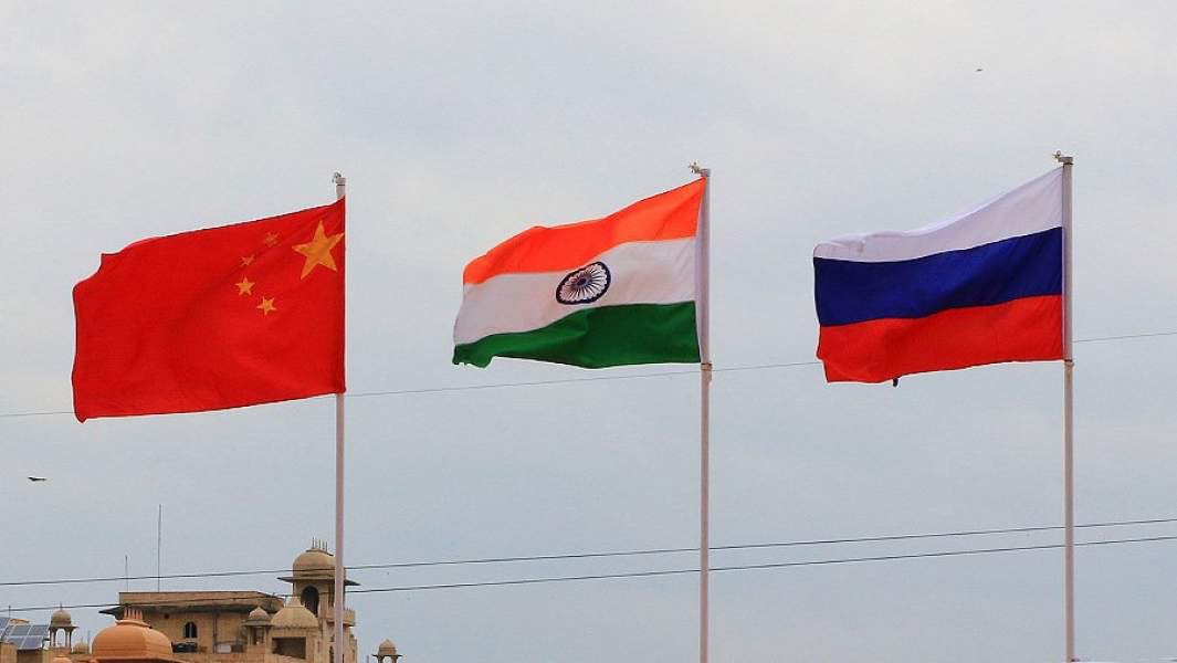 Объемы торговли России с Индией скакнул в 3,4 раза и вырос с Китаем на 30%, — Nihon Keizai