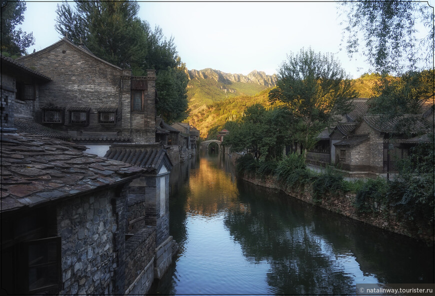 Водный город Губэй и Великая китайская стена