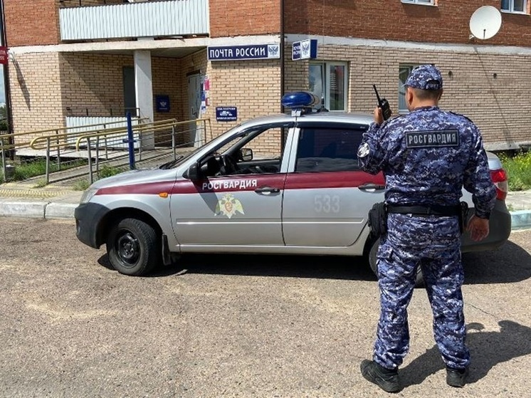 В Улан-Удэ нетрезвый грабитель похитил в банке более 200 тысяч рублей