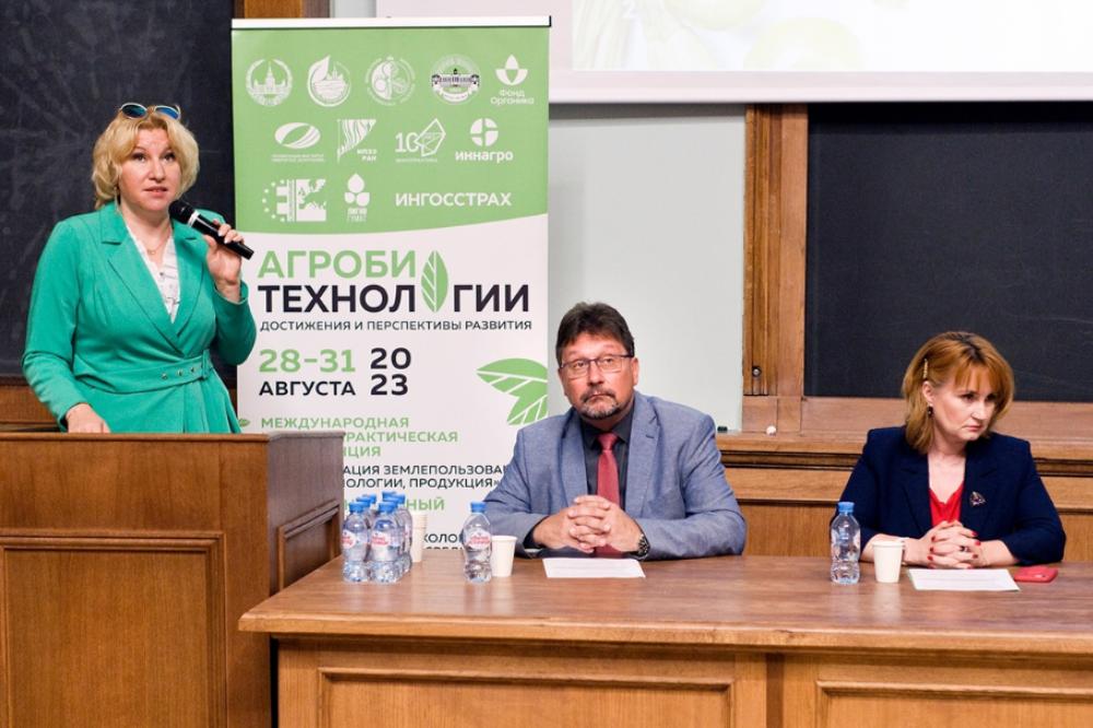 Сфнца
