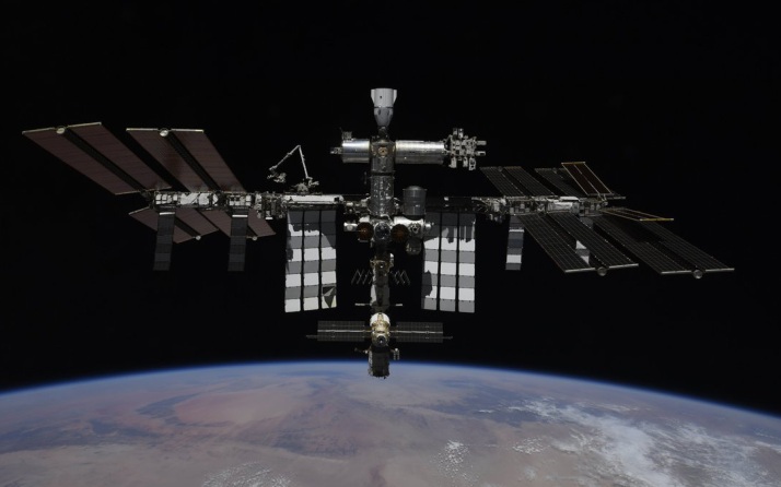 Космический грузовик Cargo Dragon отправился к МКС с провизией и оборудованием