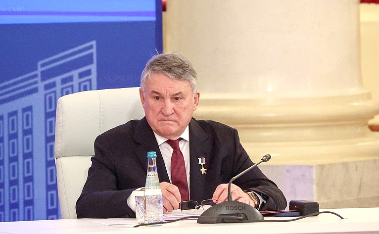 Юрий Воробьев