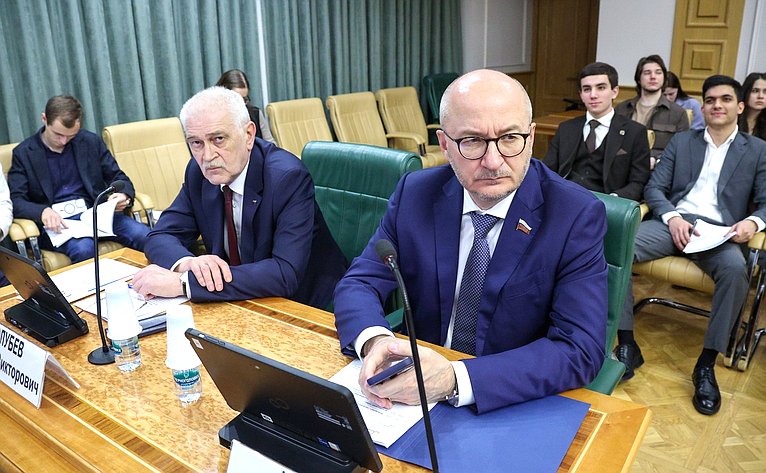 Парламентские слушания Комитета СФ по федеративному устройству, региональной политике, местному самоуправлению и делам Севера «Инновации и современные технологии в строительстве и жилищно-коммунальном хозяйстве»