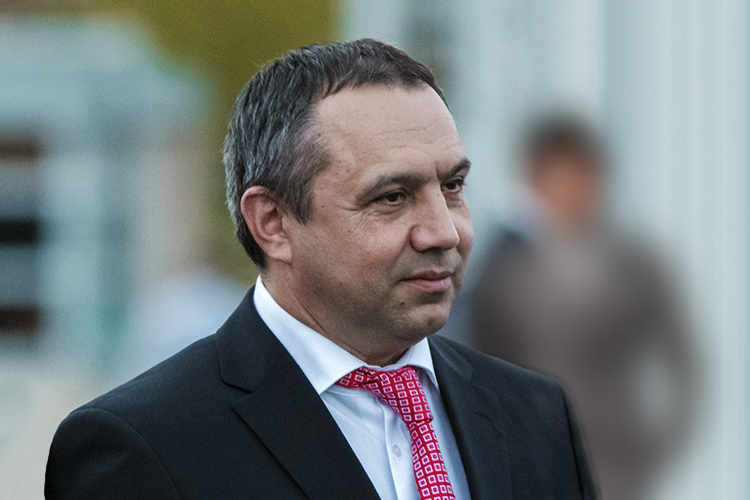 В пятницу вечером оперативники задержали помощника премьер-министра РТ Ильгиза Латыпова