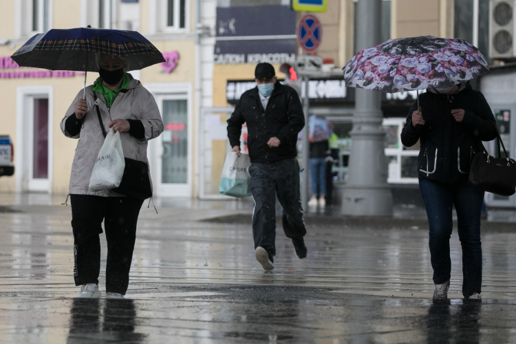 «Мы все время говорим о единстве, сплочении каком-то. А как сплачивать людей, которые друг друга ненавидят, но живут в соседних квартирах?»