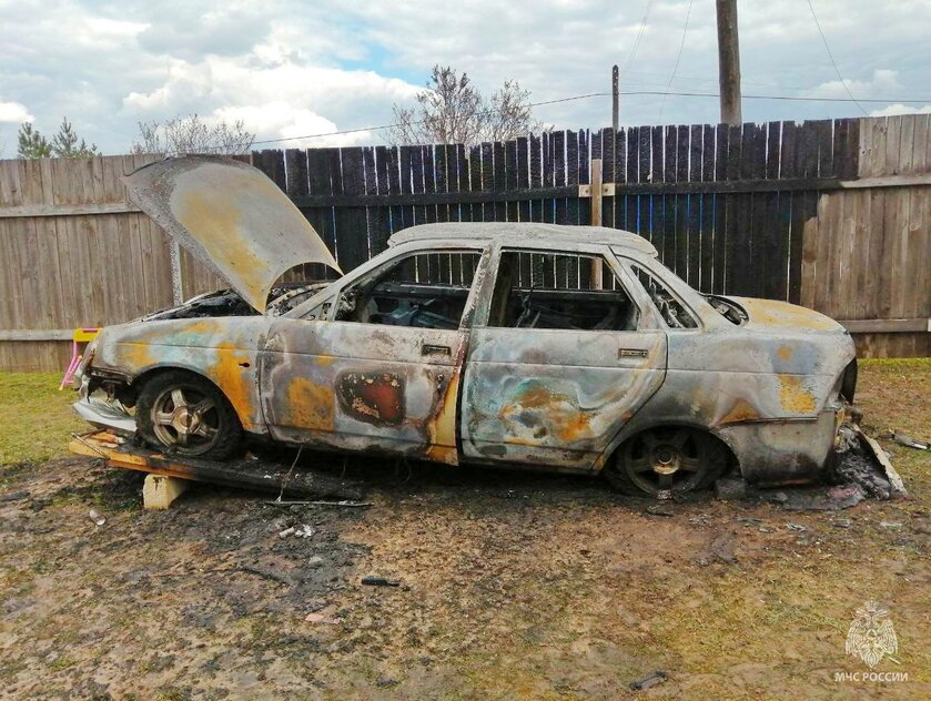 Машина в деревне