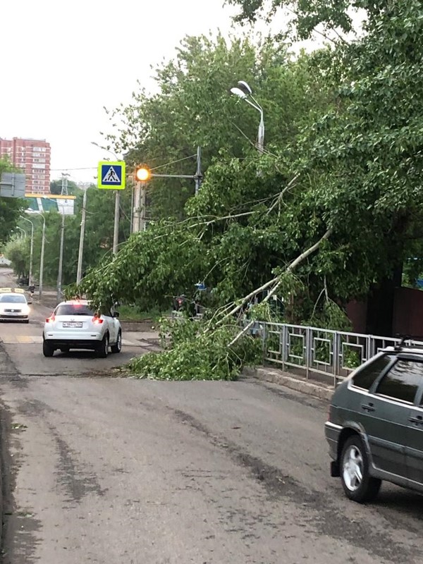 Наезд на здание дтп или нет