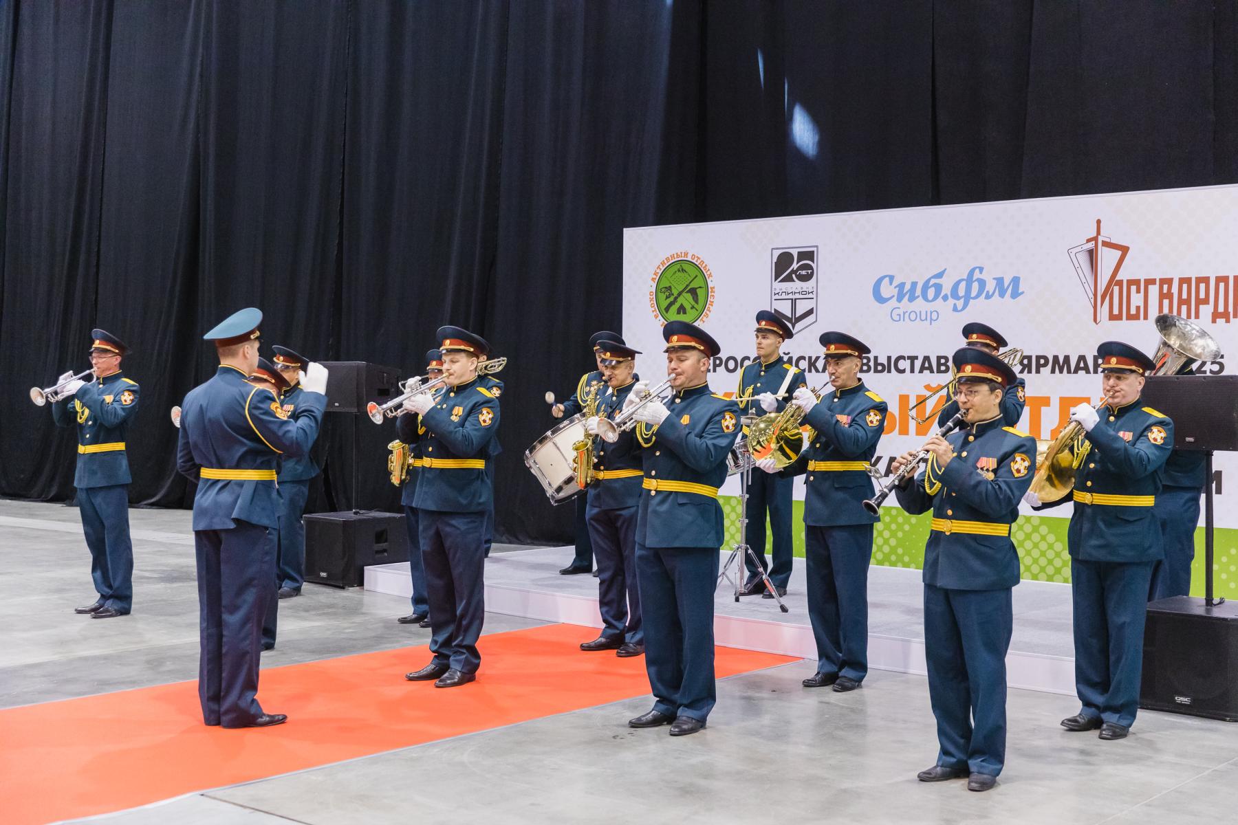 Фото Дом на колёсах, мощные машины и лодки. Опубликованы фото крупнейшей выставки «Активный отдых» в новосибирском Экспоцентре 2