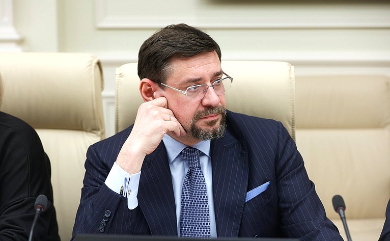 Круглый стол Комитета СФ по аграрно-продовольственной политике и природопользованию «Наука и образование для нужд агропромышленного комплекса: проблемы и перспективы»