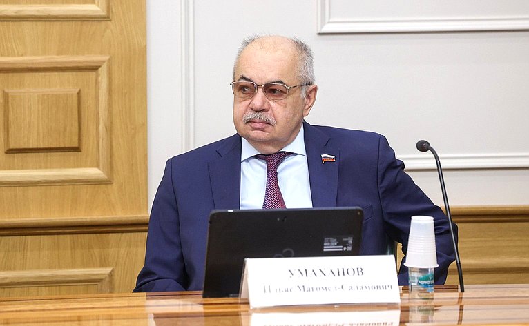 Ильяс Умаханов