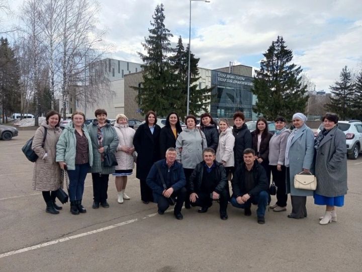 В Набережночелнинском театре прошла творческая лаборатория в рамках фестиваля «Идел-Йорт»