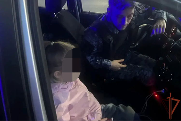 В Ярославле росгвардейцы нашли потерявшегося ребенка