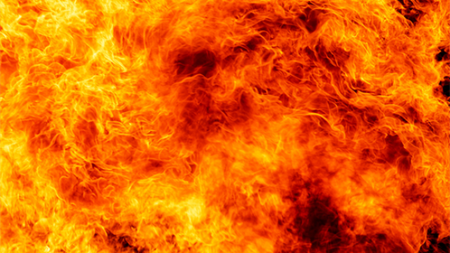 В Брянской области произошло возгорание резервуаров с нефтепродуктами