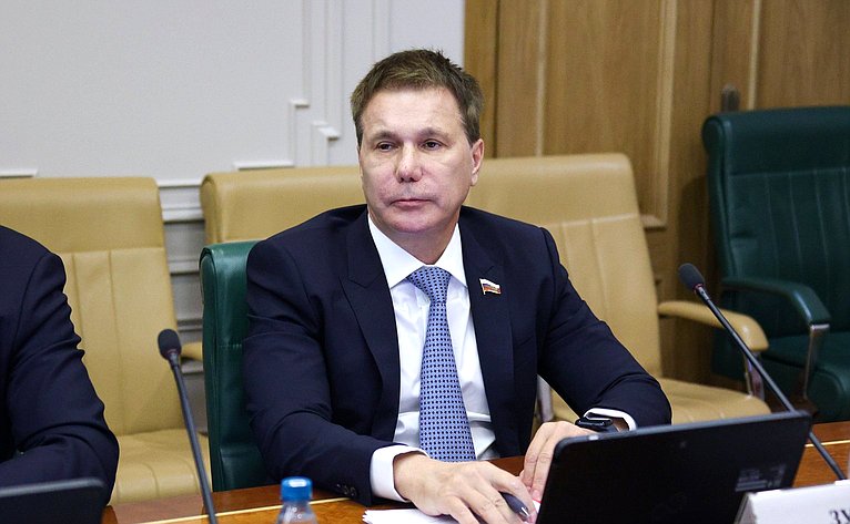 Игорь Зубарев