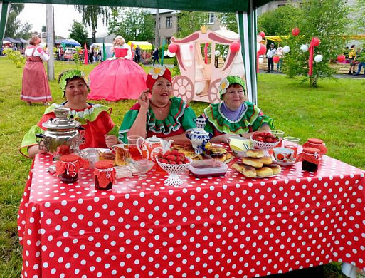 В Ивановской области проходит клубничный фестиваль