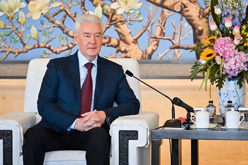 Собянин сообщил о росте объема выпуска инновационных лекарственных средств