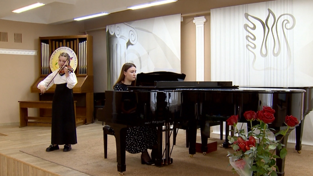Юные музыканты Югры собрались на конкурсе «Времена года» в Нижневартовске
