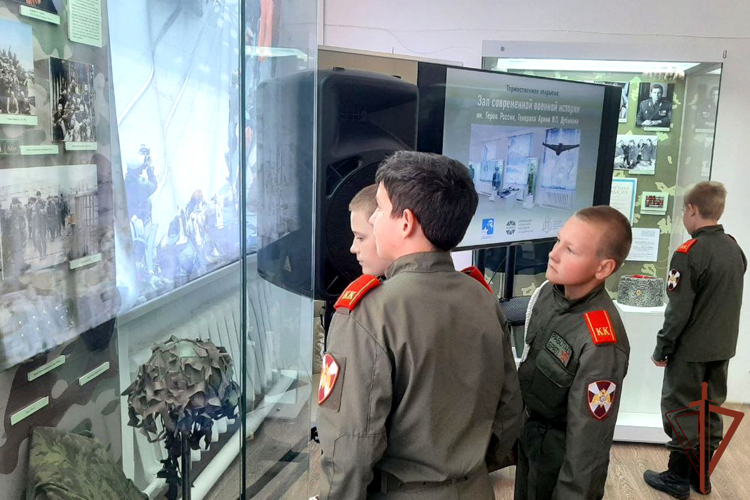 На Урале росгвардейцы проводят ведомственные патриотические акции для детей