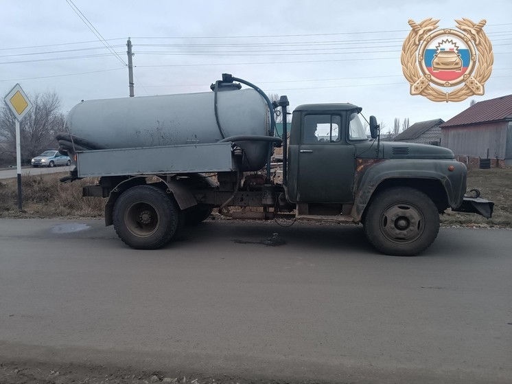 В Красном Куте водитель пострадал, столкнувшись с автоцистерной