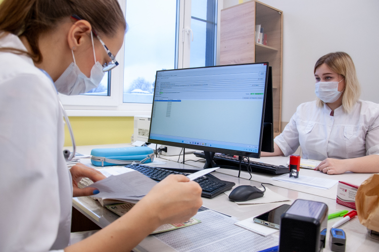 Львиную долю социальных расходов составят траты на здравоохранение — 142 млрд рублей