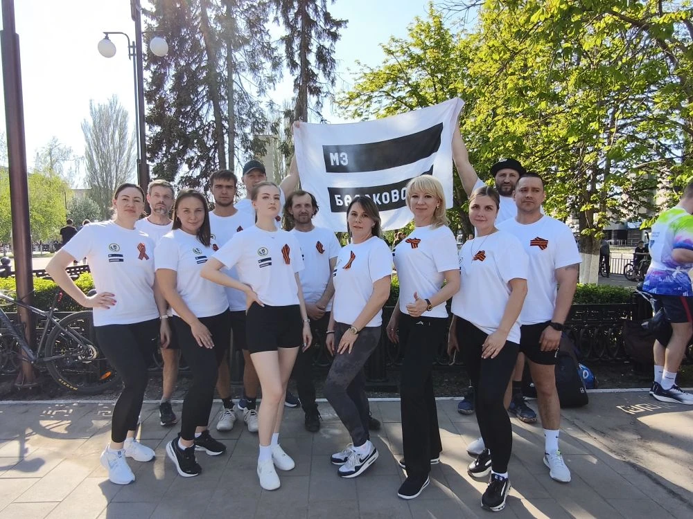 Сегодня у Обелиска состоялась ежегодная легкоатлетическая эстафета, посвящённая Дню Победы