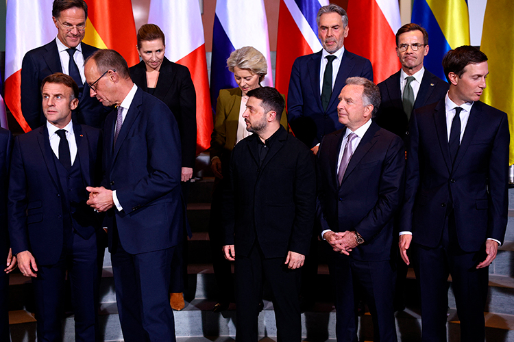 «Уровень поддержки Киева внешними игроками снижается, но не становится на данный момент критически низким»