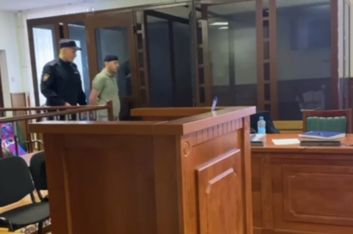Сухроб Рахимов в зале суда.