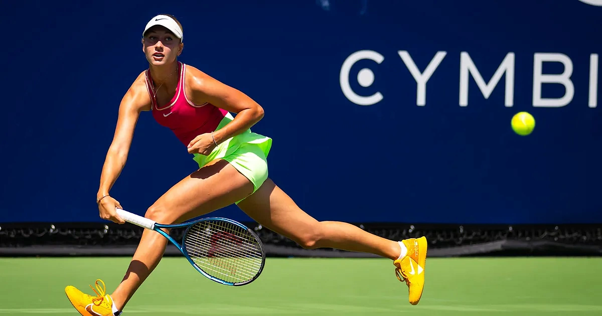 Анастасия Потапова обыграла Онс Жабер и вышла в четвертьфинал в Сан-Диего