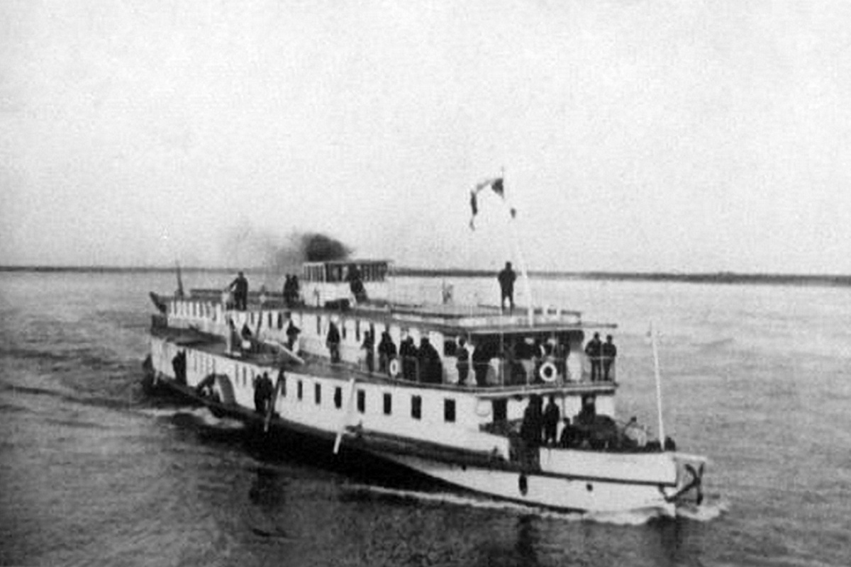 Пароход елец. Пароход елец. Пароход на волге 19 век. Пароход совнарком новосибирск. Пароход "и.