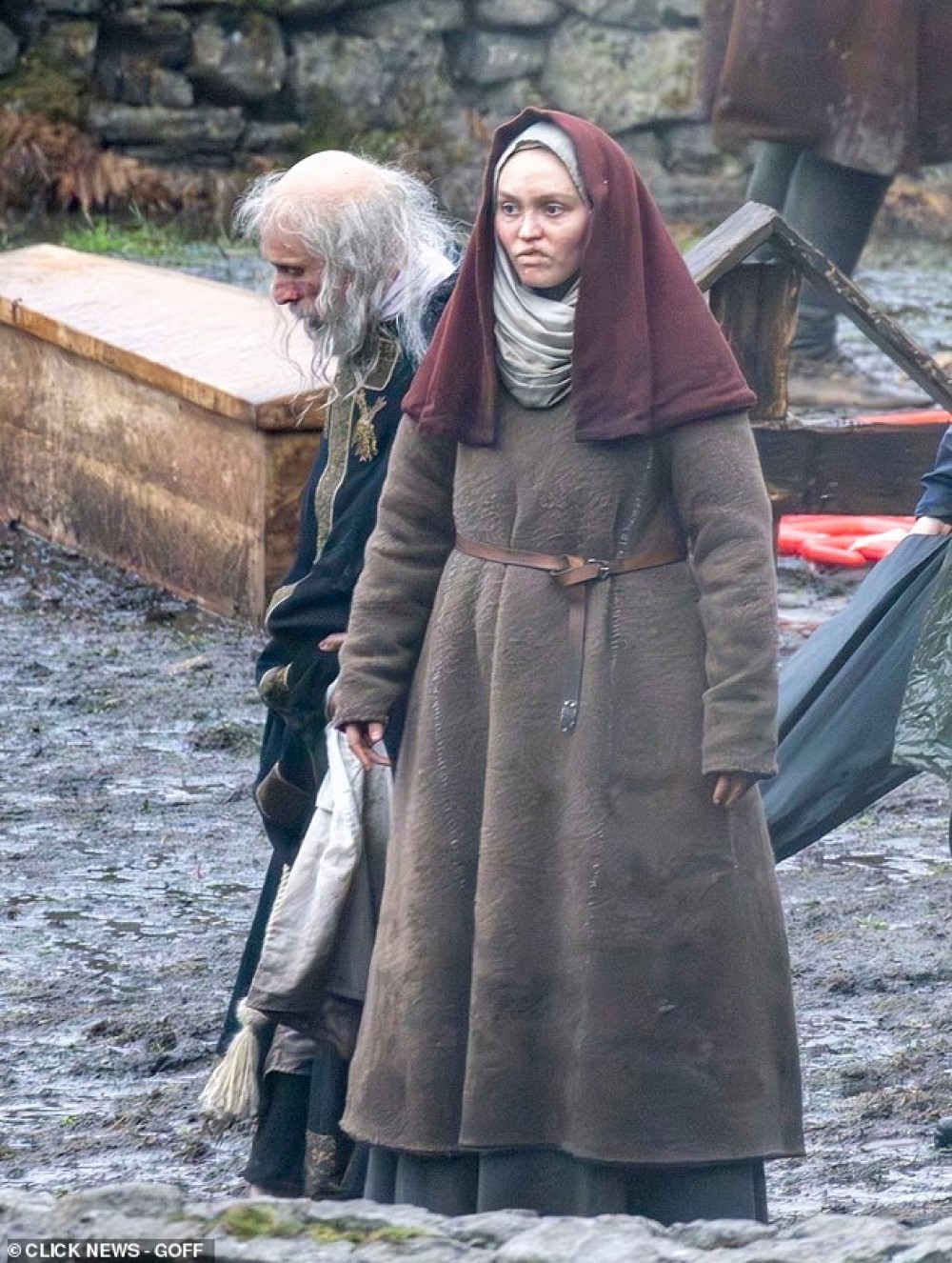 Лили-Роуз Депп, кадр со съемок фильма «Оборотень» (2026) / Фото: Click News and Media