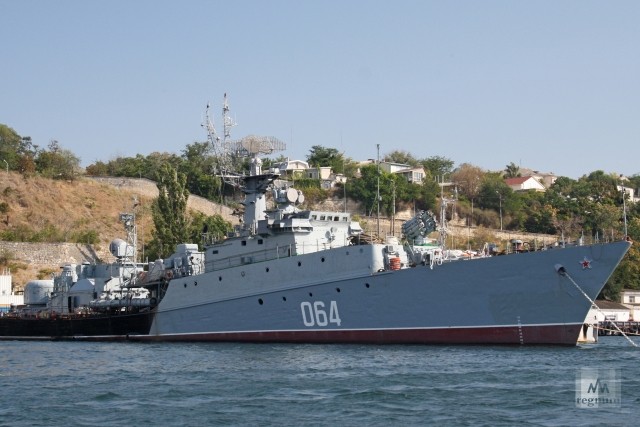 Корабли под Севастополем открыли огонь по вражеским беспилотникам