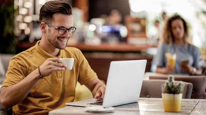 Как безопасно пользоваться бесплатным Wi-Fi в ТЦ и кафе - советы эксперта