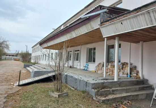 Капитальный ремонт Буретской средней школы начался в Боханском районе