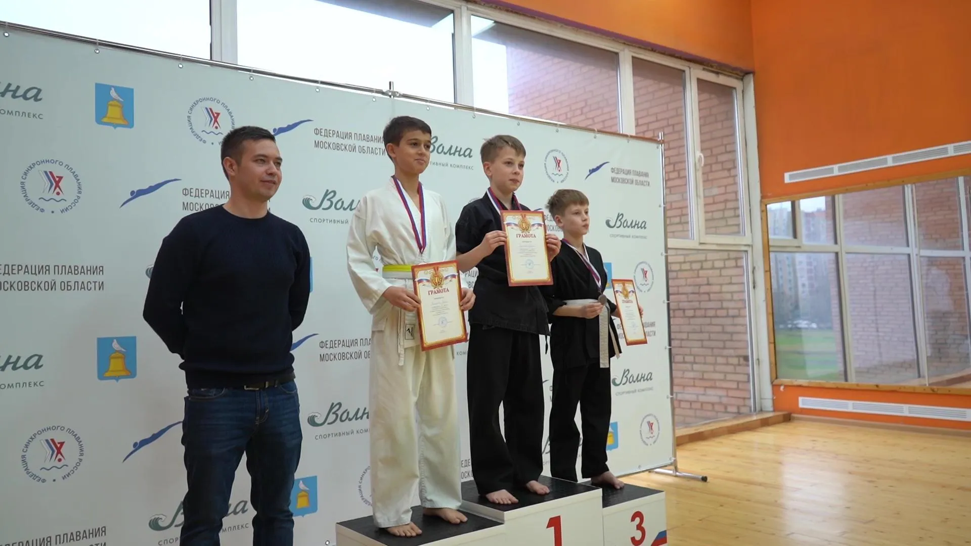 тренера плавания волжский. тренажерный зал старт скопин. звезды за вятский спорт. спортсервис бассейн реутов. первый старт спортивный комплекс.