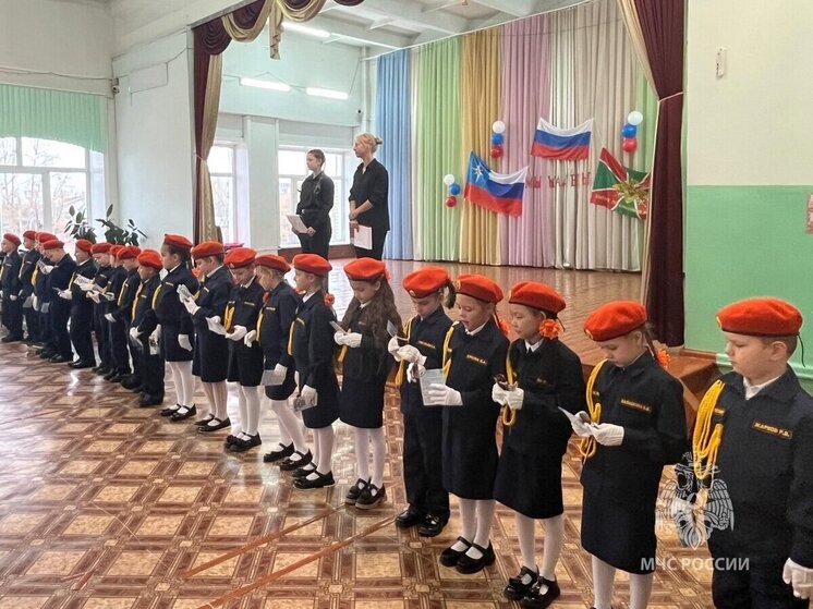 В Вяземском юные кадеты получили первые погоны