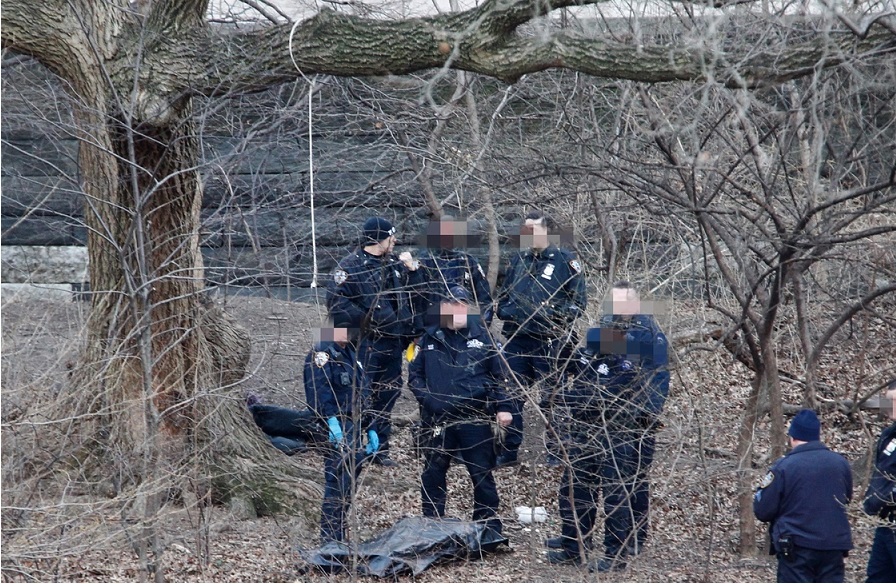 Фото трупа повешенного