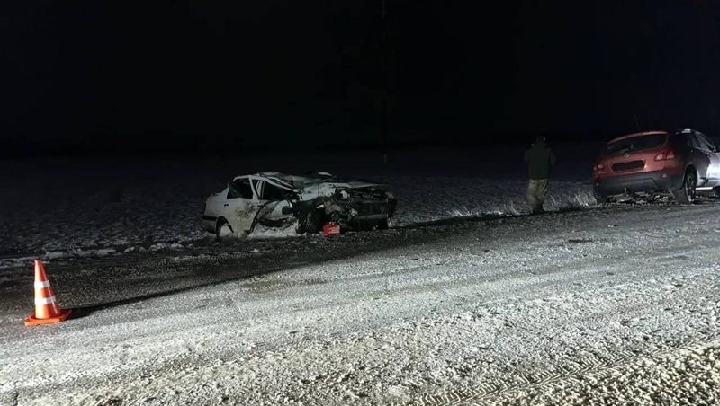 Два водителя и несовершеннолетний пассажир пострадали в ДТП на Ставрополье