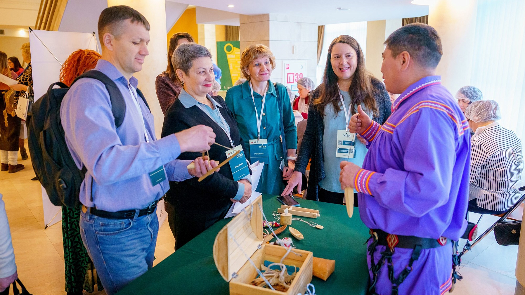 На форуме «Десятилетие детства» в Югре обменялись лучшими практиками поддержки семьи