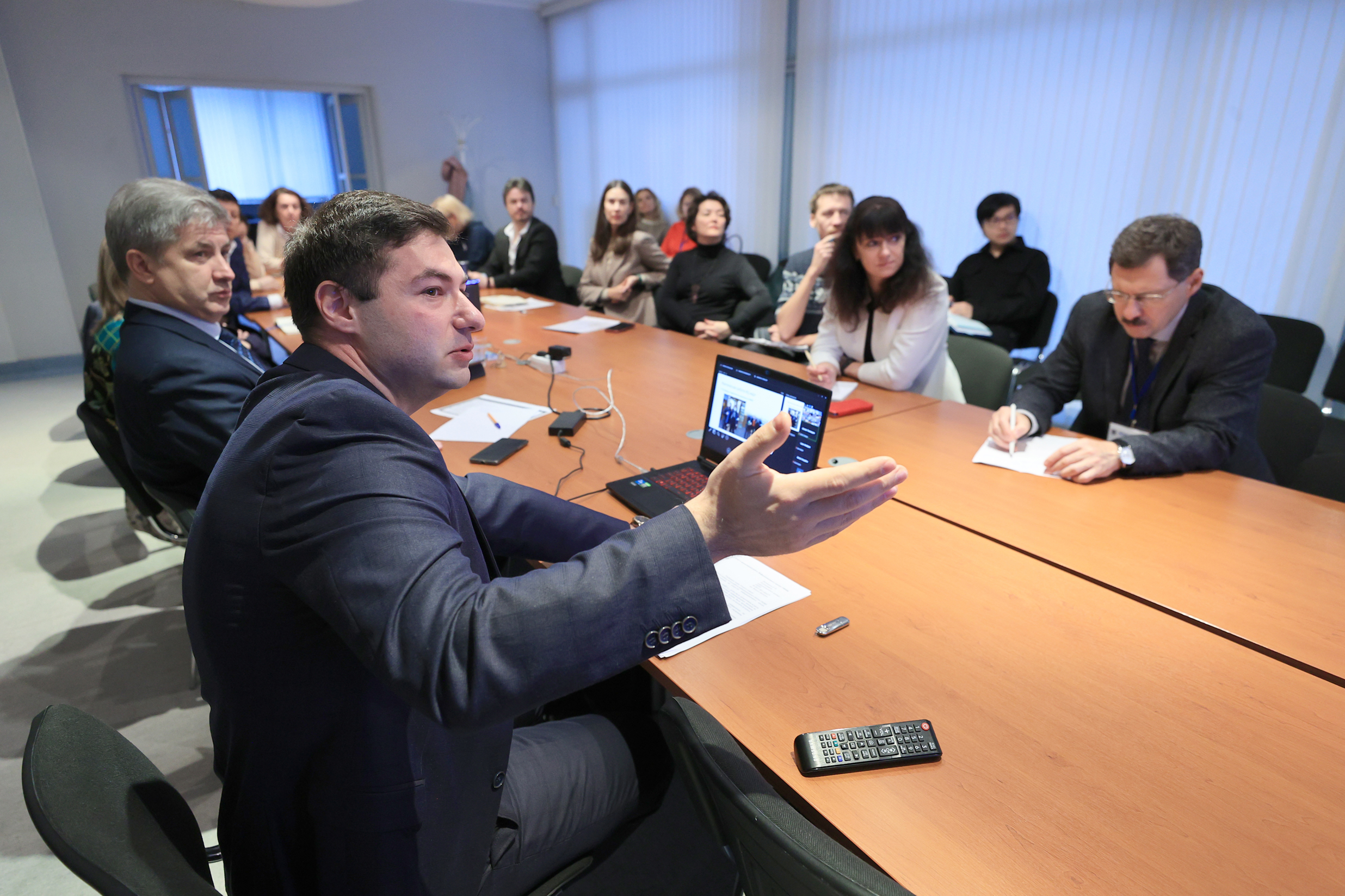 Петров кгту. Руководитель инженерного центра. Инженерный центр энергетики урала. Титан руководитель инжинирингового центра. Руководитель инженерного центра.