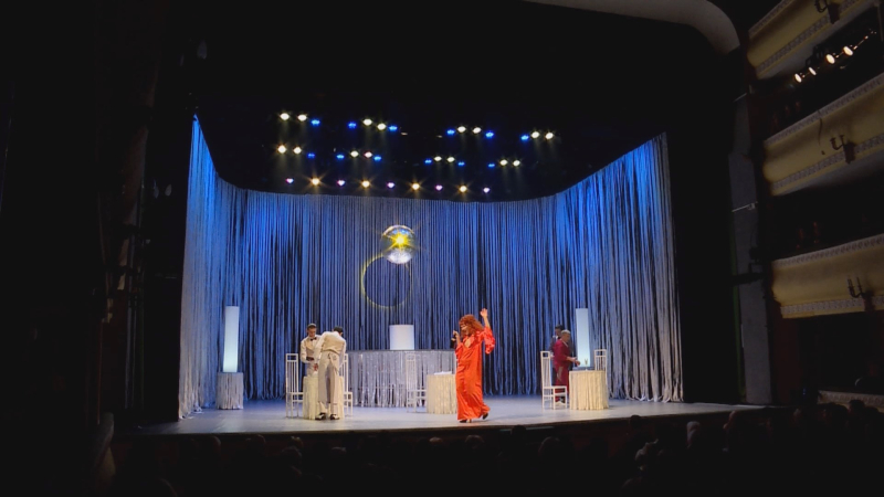 Костромской драмтеатр представляет «Доходное место» в современной трактовке